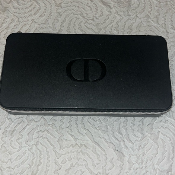 Dior Makeup Vanity Set - Picture 2 of 4